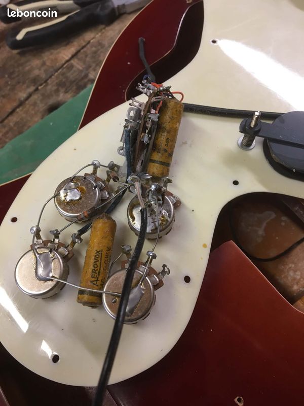Silvertone Thin Twin 1369L (image 9)