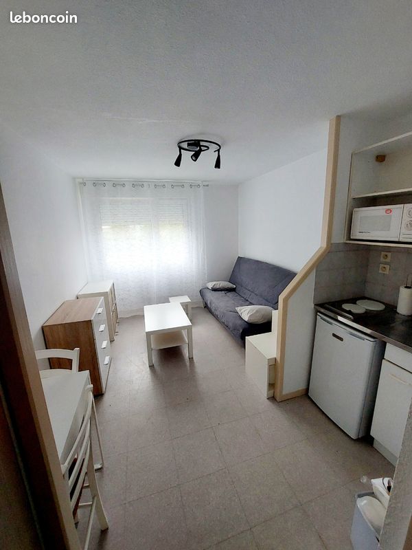 Appartement 1 pièce 17 m² · à Grenoble · 17 m² · 400 €/mois