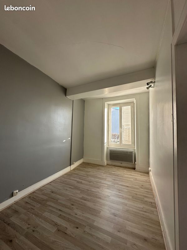 Appartement 2 pièces 33 m² · à Saint-Junien · 33 m² · 340 €/mois