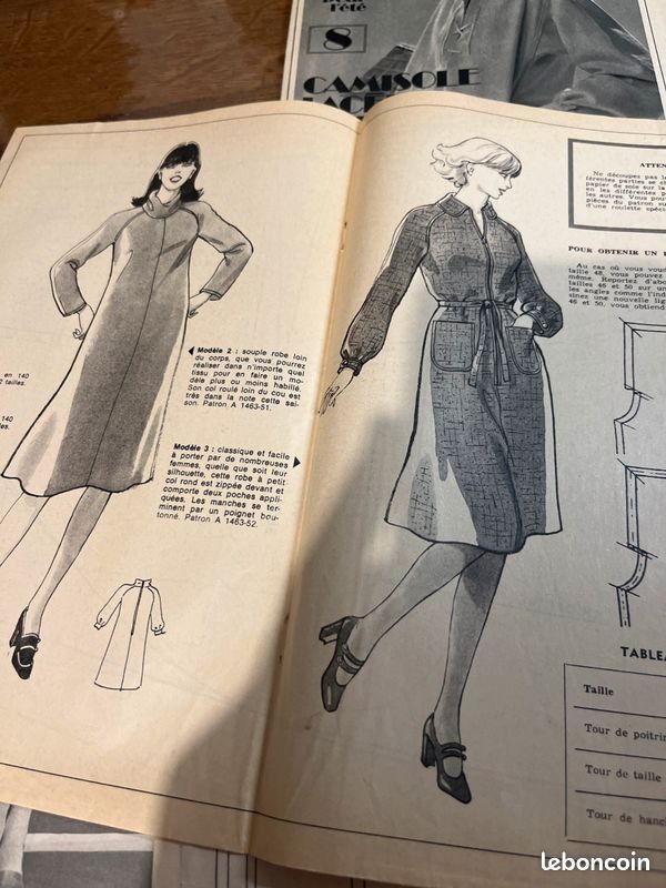 Lot de patrons robe femme et camisole années 70 Loisirs créatifs