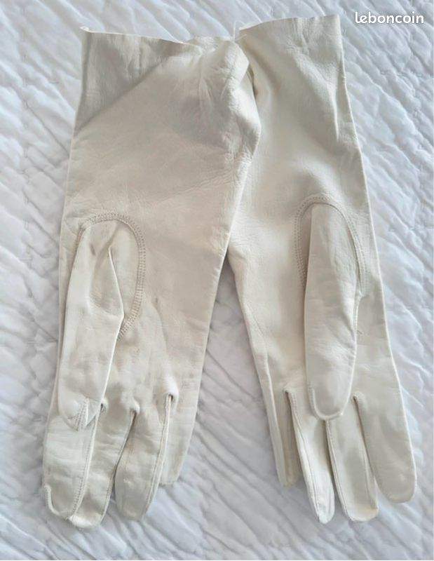Reste taille 8 et 8,5 gant cuir blanc