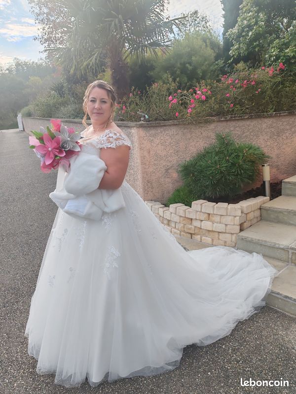 Robe mariée féline by Eglantine Vêtements