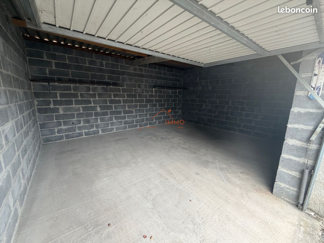 Parking 27 m² · à Wallers · 27 m² · 21 500 €