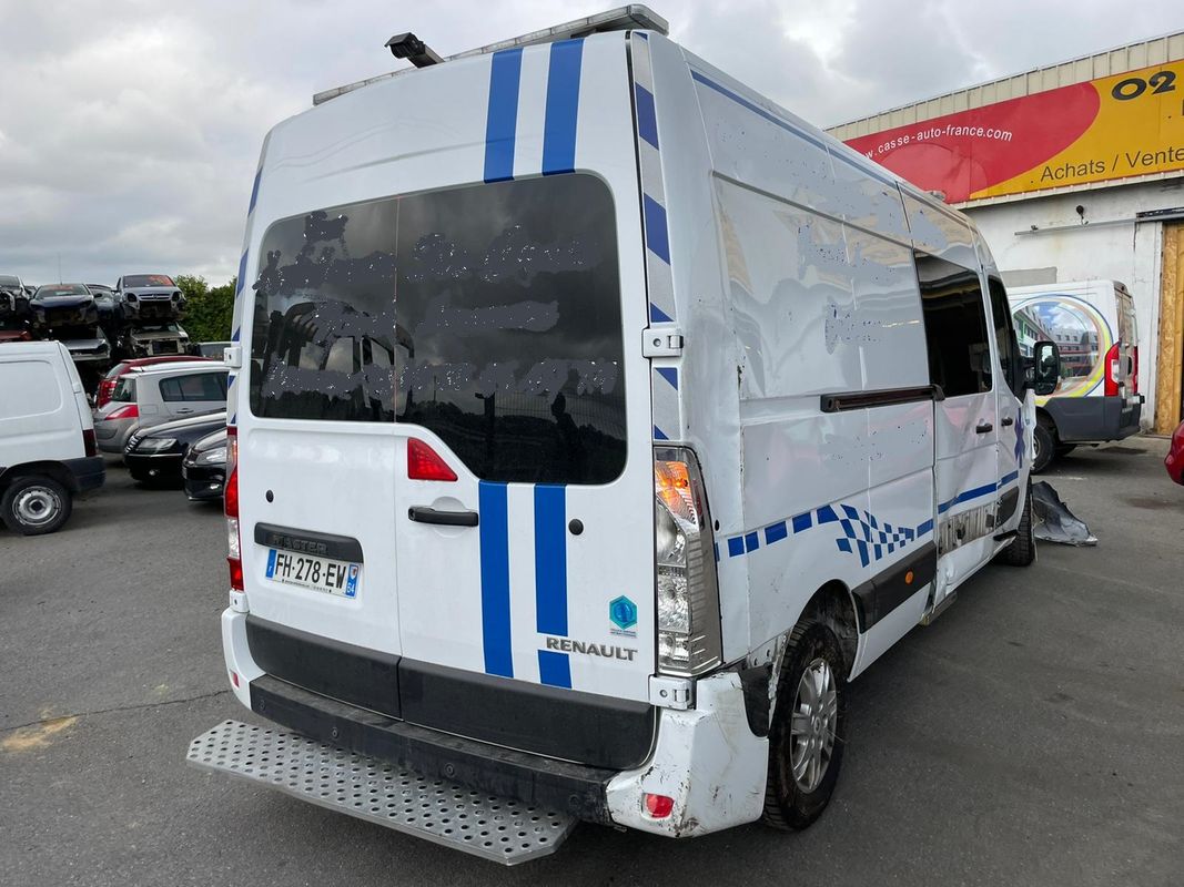 RENAULT MASTER 2 Vente et location ambulances RENAULT MASTER 2 - AR FRANCE