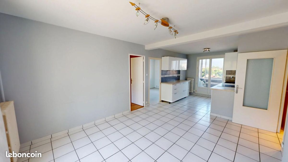 Appartement 4 pièces 62 m² · à Domène · 62 m² · 165 000 €
