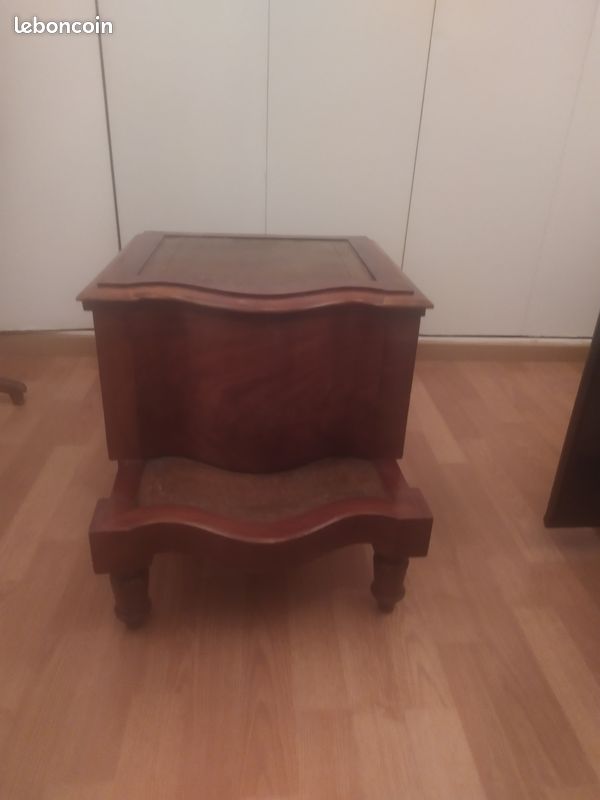 Meuble anglais avec pot de chambre (image 2)