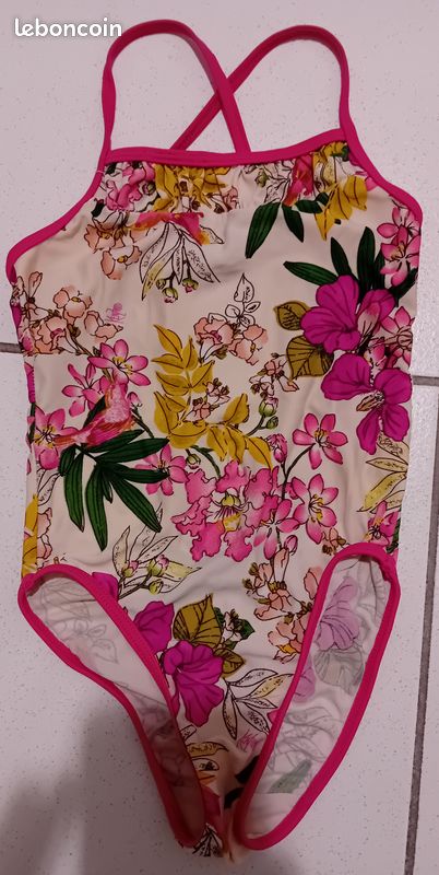 Lot maillots de bain fille 2 à 5 ans (image 3)
