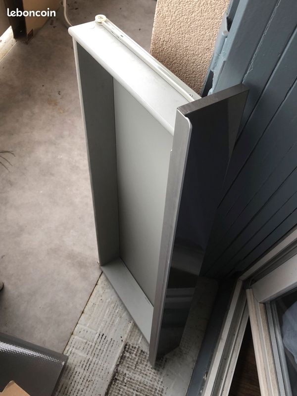 Bureau Ikea URGENT (image 3)