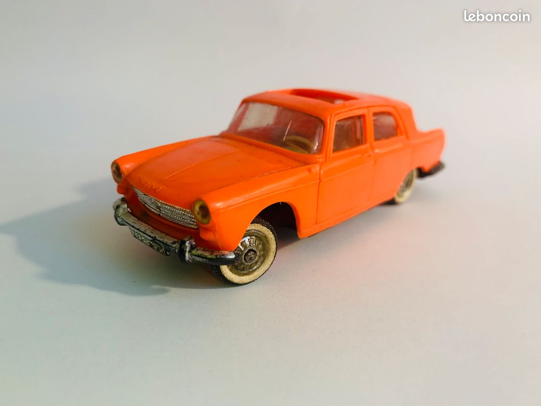NOREV ANCIEN EN Plastique N-5 Peugeot 204 Berline Échelle 1/43 Ème EUR 22,00 - PicClick FR