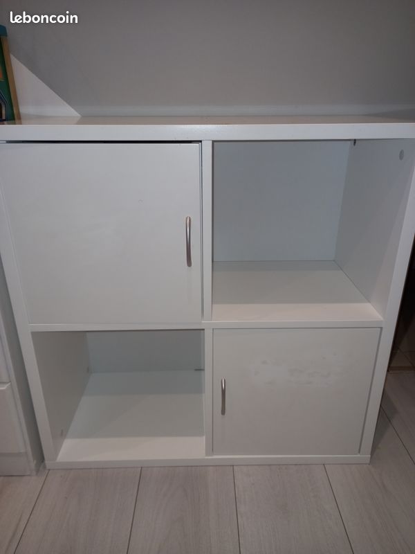 Meuble 4 cases (image 1)