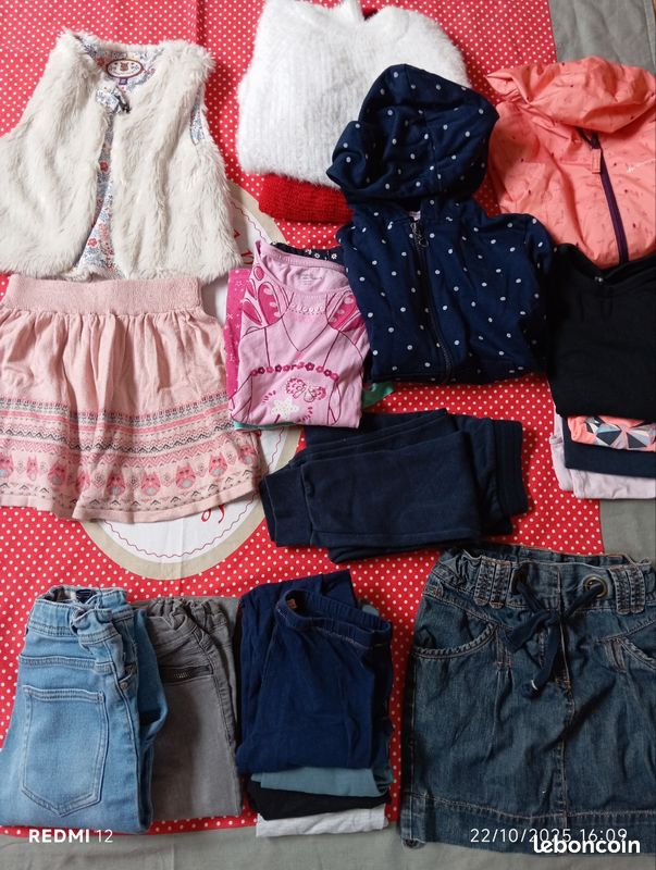 Lot vêtements fille 6 ans (image 1)