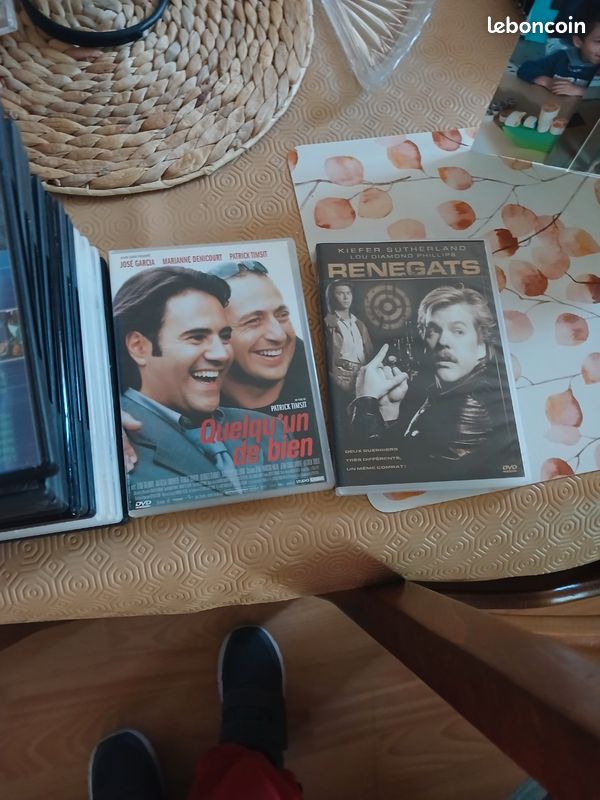 Vends lecteur dvd sans telecommande + lots dvd (image 3)