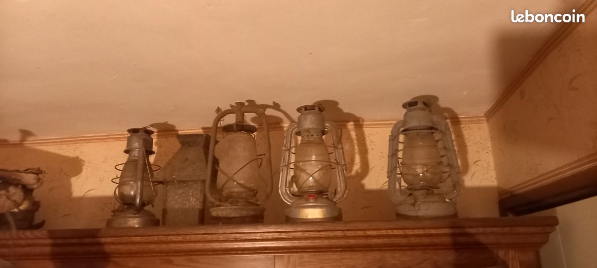 Lampe à pétrole ancienne en bon état (image 2)
