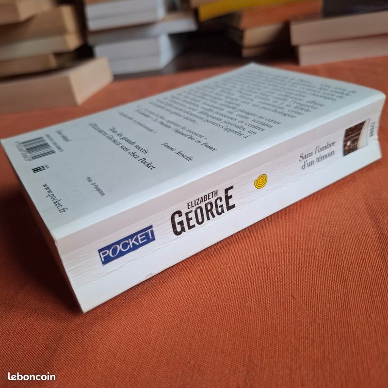 Lot Elizabeth George – 2 romans policiers – Pocket (image 7)