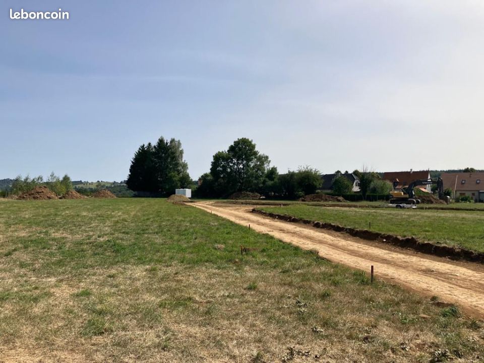 Terrain 548 m² Arpajon Sur Cere · à Arpajon-sur-Cère · 39 400 €