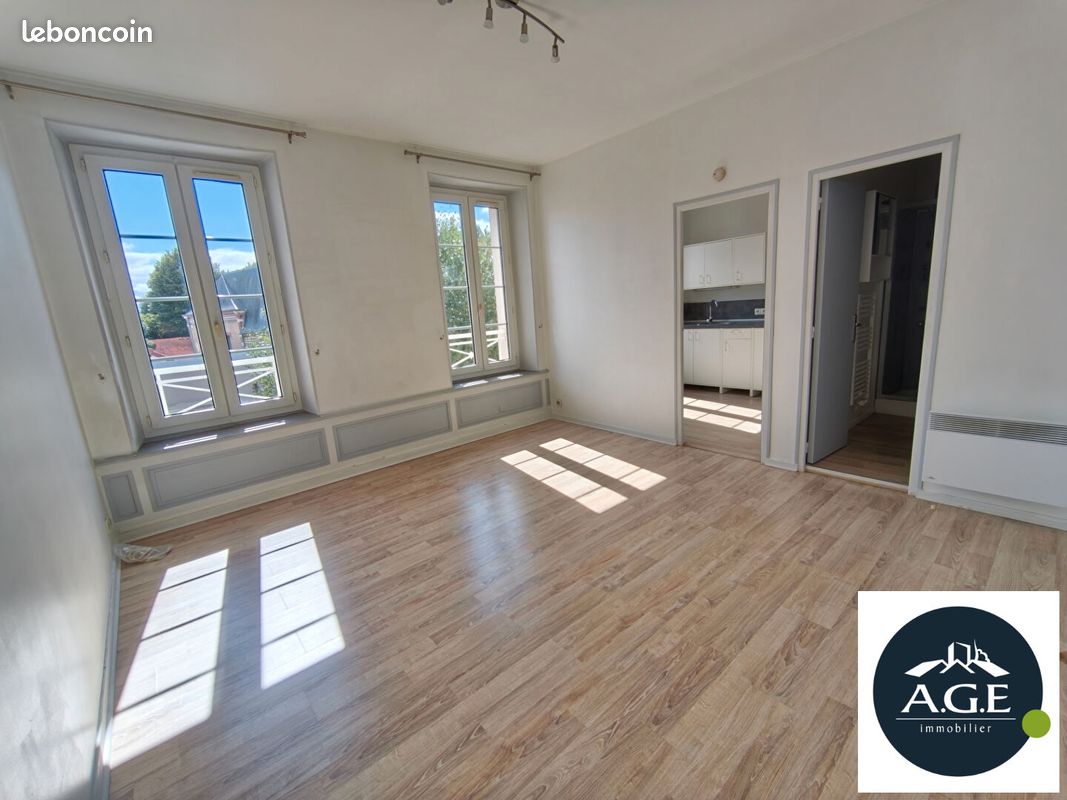 Appartement 1 pièce 27 m² · à Nogent-le-Roi · 27 m² · 481 €/mois