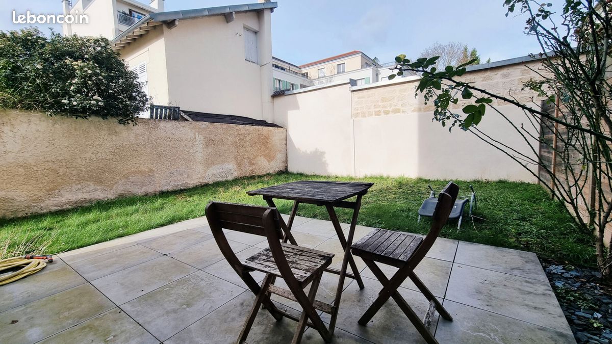 Appartement 1 pièce 28 m² · à Maisons-Laffitte · 28 m² · 950 €/mois