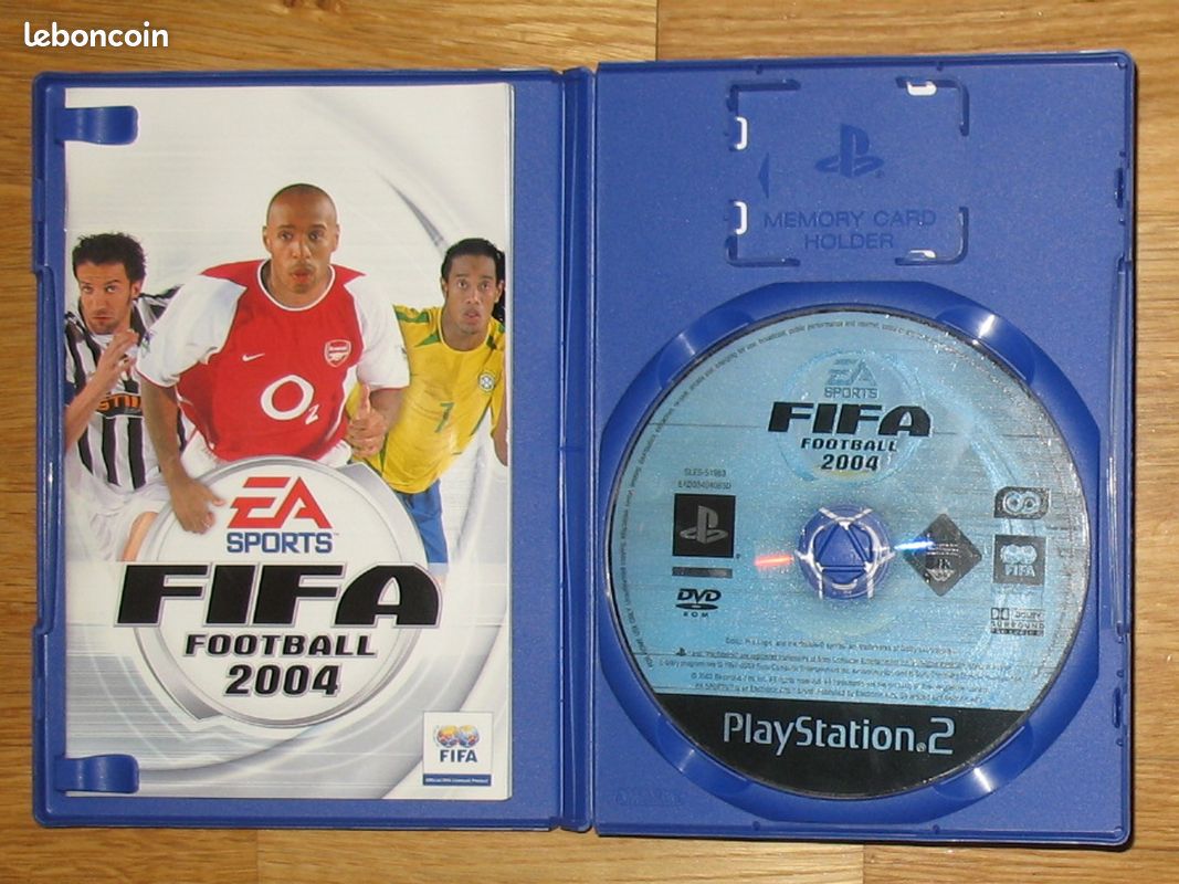 PS2 Jeu Foot FIFA 2004 - Jeux vidéo