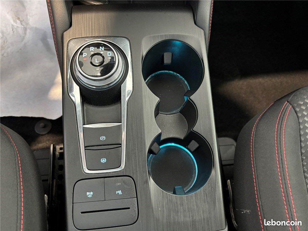 Ford Kuga III 2.5 DURATEC 190 CH FLEXIFUEL FHEV E85 POWERSHIFT ST-Line (image 21)