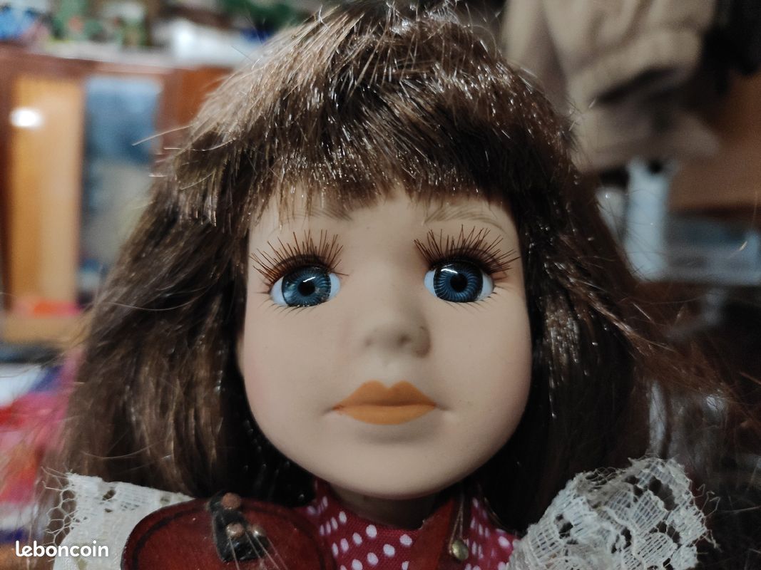 Poupée porcelaine (image 1)