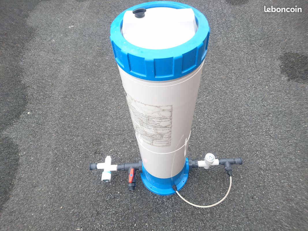 Distributeur de chlore ou brome pour piscine (image 1)