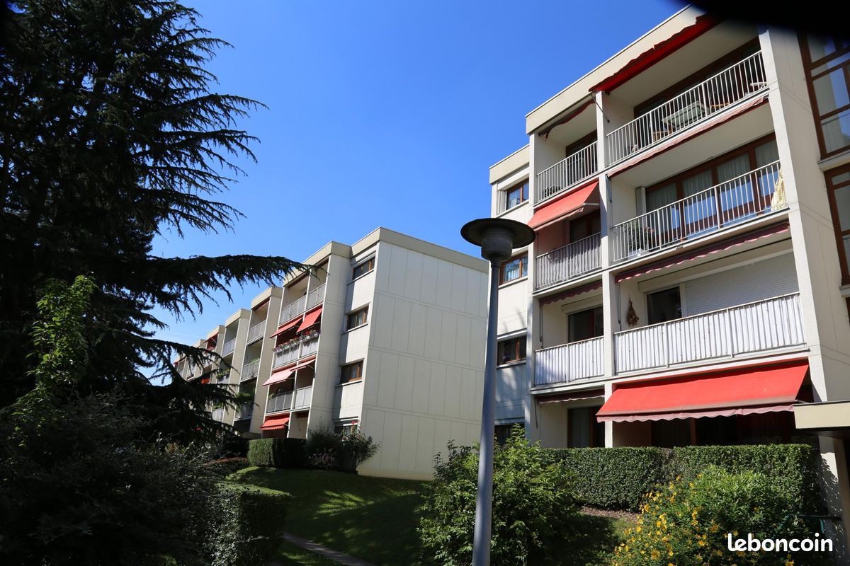 Appartement 5 pièces 92 m² · à Chilly-Mazarin · 92 m² · 210 000 €