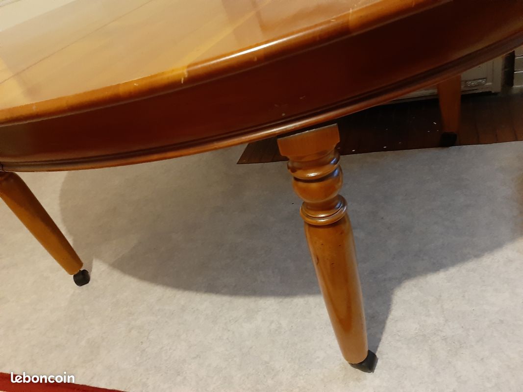Table (image 1)