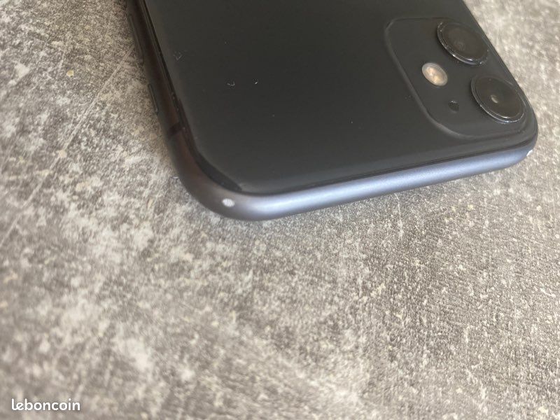 IPhone 11 64go (image 6)