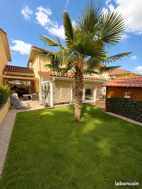 Maison 5 pièces 100 m² · à Charvieu-Chavagneux · 100 m² · 315 000 €