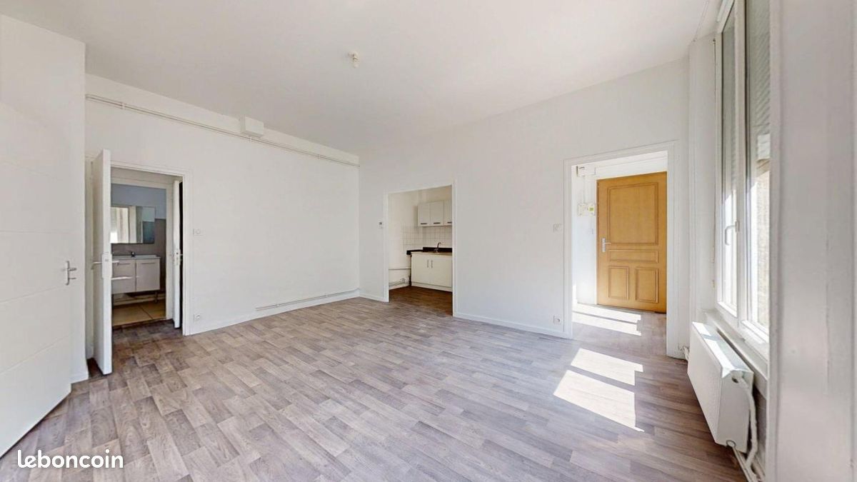 Appartement 3 pièces 56 m² · à Saint-Étienne · 56 m² · 650 €/mois