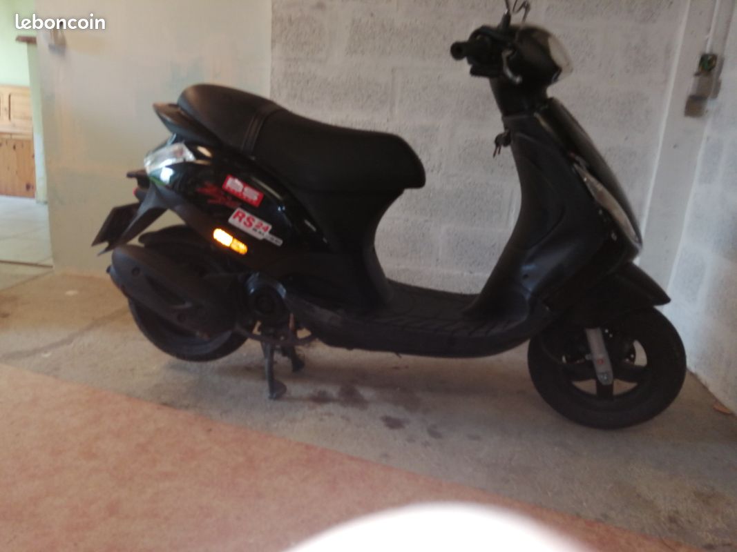 Scooter PIAGGIO ZIP 50 4S (image 1)