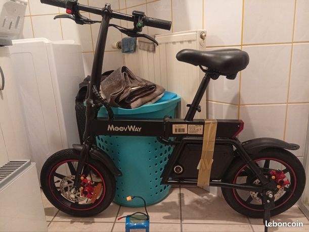 Vend draisienne électrique pour pièces Vélos