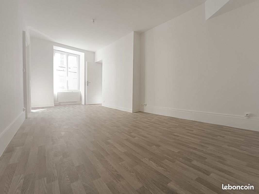 Appartement 3 pièces 40 m² · à Étampes · 40 m² · 750 €