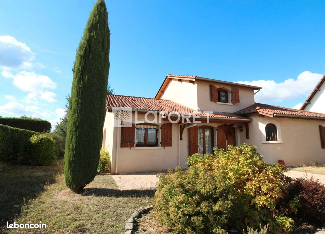 Maison 5 pièces 142 m² · à Saint-Just-Saint-Rambert · 142 m² · 372 500 €