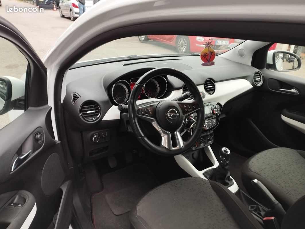 Opel ADAM 1.2 TWINPORT 70CH (image 7)