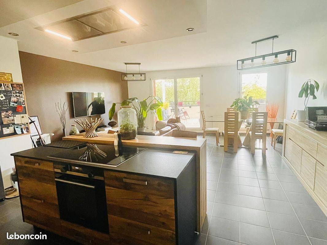 Appartement 3 pièces 78 m² · à Margny-lès-Compiègne · 78 m² · 1 335 €