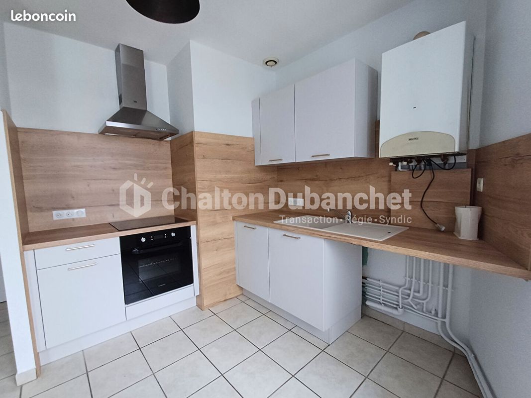 Appartement 3 pièces 59 m² · à Roanne · 59 m² · 532 €/mois