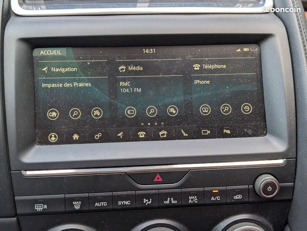 JAGUAR E-PACE 2.0 200CV HSE AWD - ENTRETIEN JAGUAR EXCLUSIF - CAMERA - ATTELAGE - ZERO DEFAUT - GARANTIe (image 23)