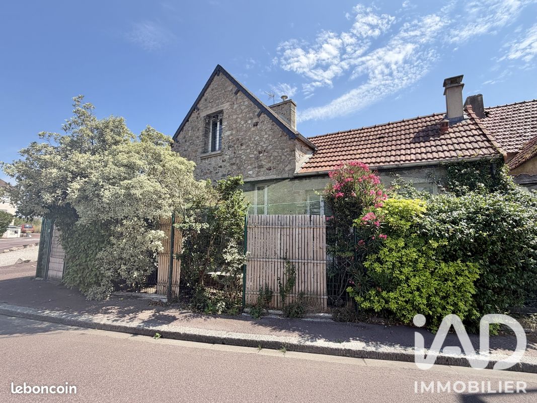 Maison 2 pièces 54 m² · à Créances · 54 m² · 96 000 €