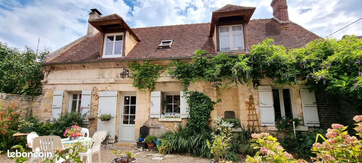Maison 8 pièces 212 m² · à Chevincourt · 212 m² · 225 000 €