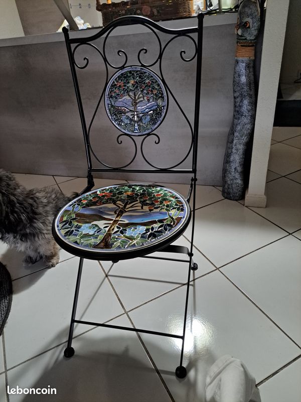 Belles chaises de jardin (image 1)
