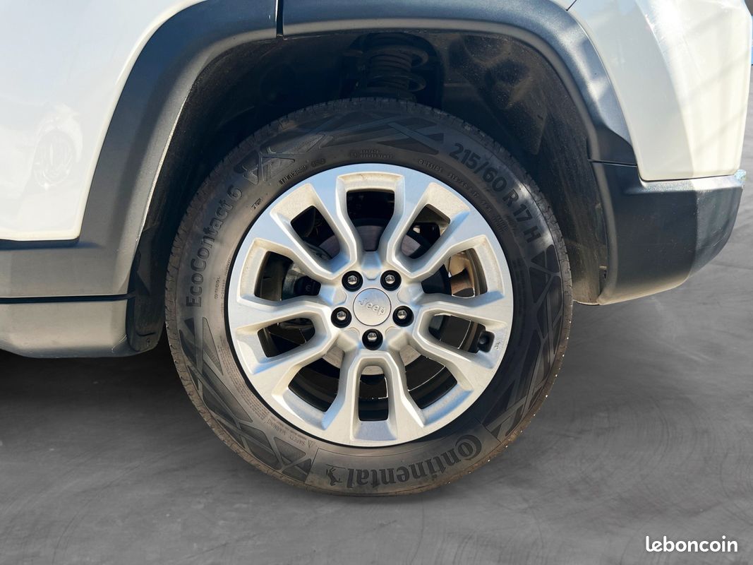 JEEP COMPASS MY20 1.3 Turbo MultiAir 2WD 150CH Longitude Garantie 12 mois (image 18)