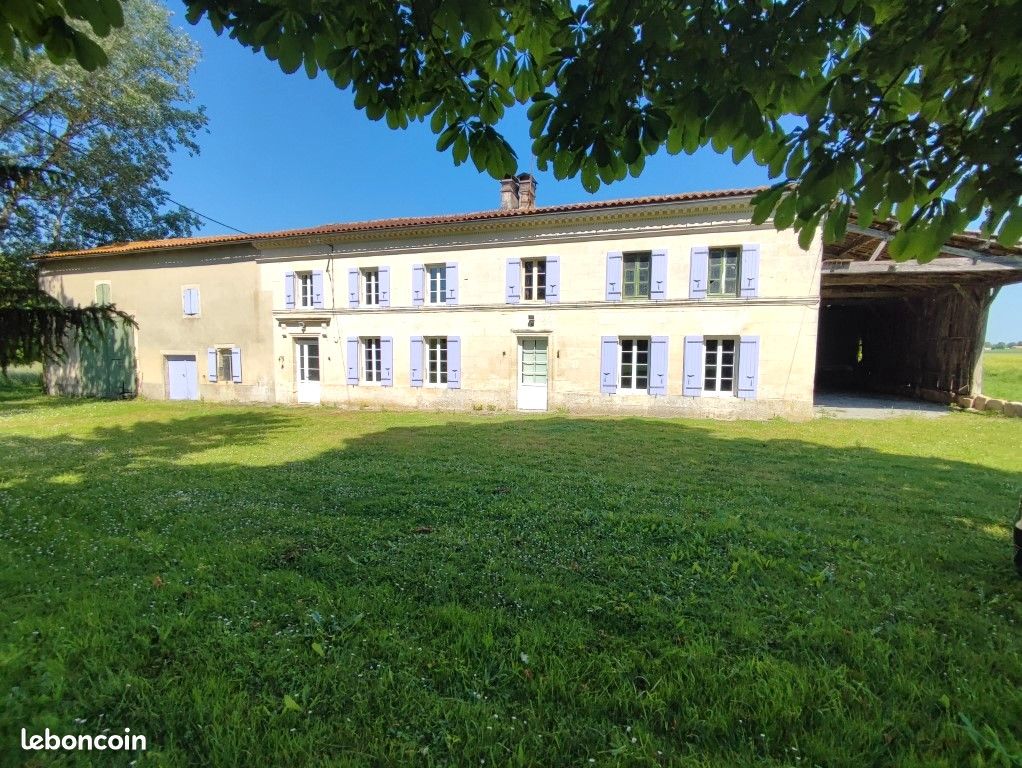 Maison 6 pièces 170 m² · à Berneuil · 170 m² · 271 000 €
