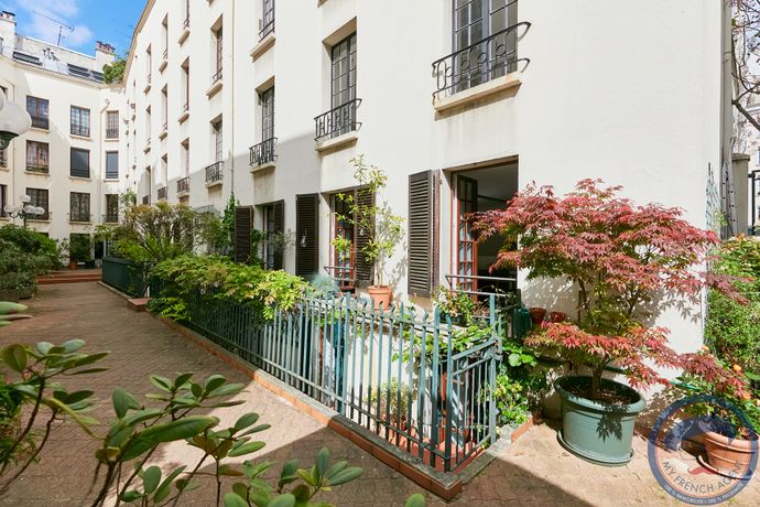 Appartement a louer paris-7e-arrondissement - 2 pièce(s) - 63 m2 - Surfyn