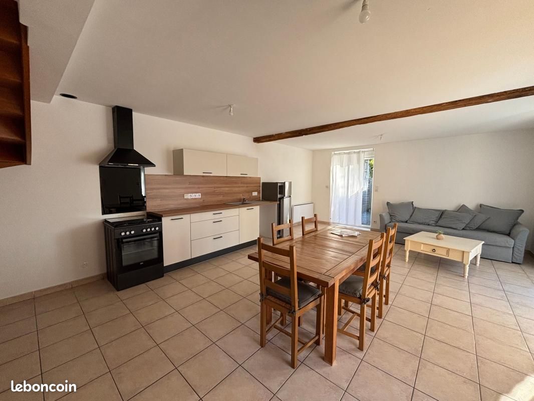 Maison 4 pièces 95 m² · à Saint-Aubin-des-Châteaux · 95 m² · 775 €/mois