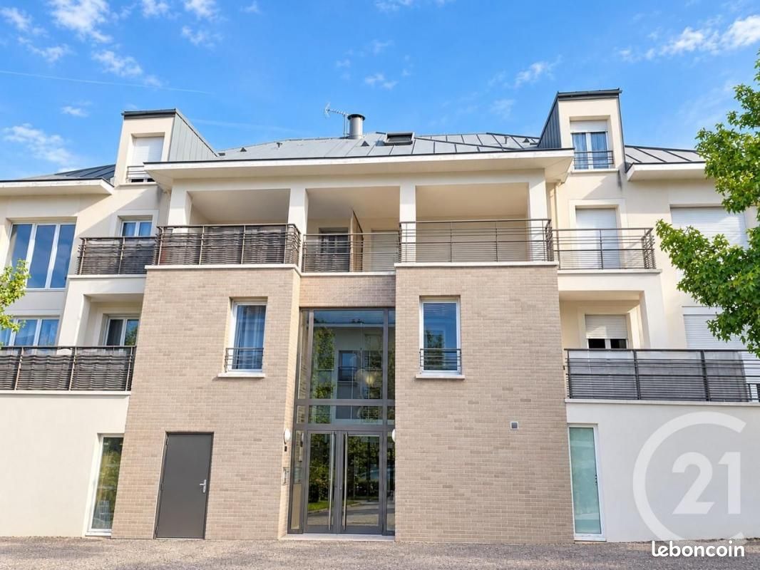 Appartement 4 pièces 79 m² · à Ézanville · 79 m² · 250 000 €