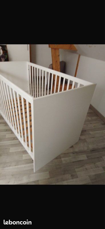 Chambre bébé complète avec lit évolutif (image 1)