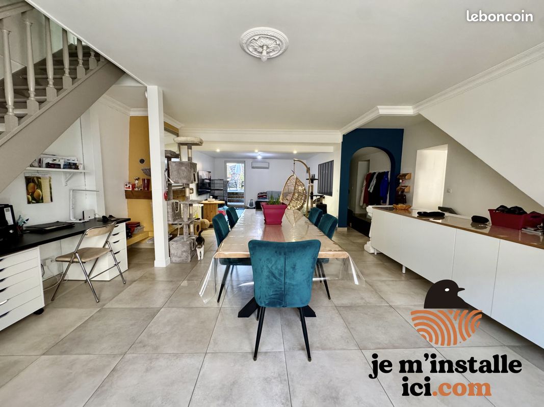 Maison 7 pièces 261 m² · à Voreppe · 261 m² · 389 000 €