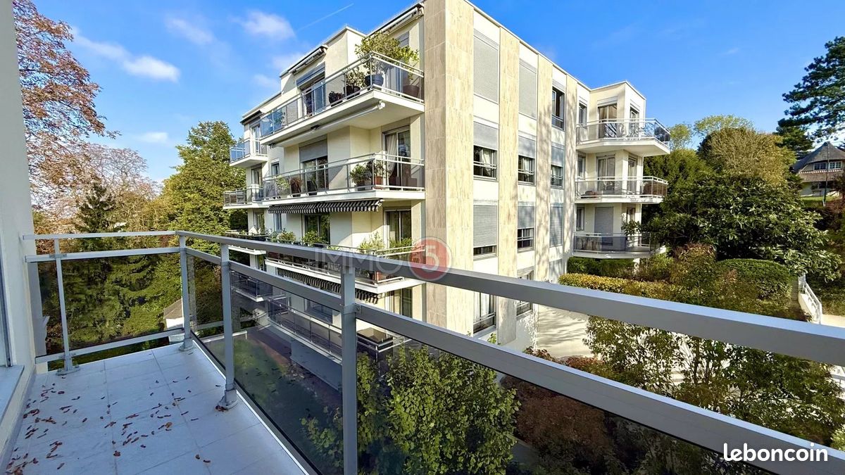 Appartement 2 pièces 52 m² · à Le Raincy · 52 m² · 235 000 €
