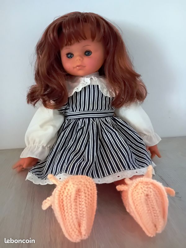 Poupée vintage aux cheveux roux Jeux Jouets